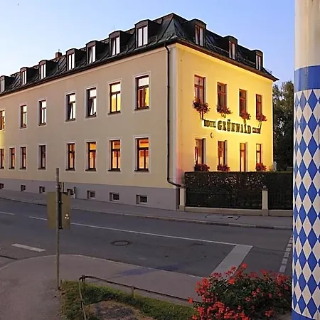 Grünwald 3*