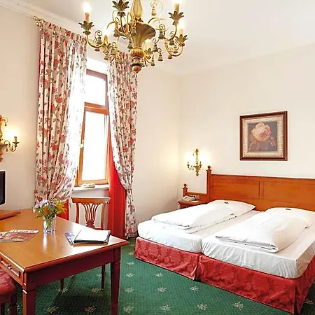 Gruenwald Hotel 3*