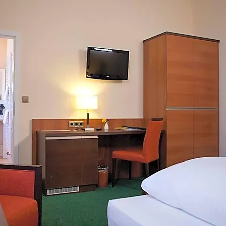 Grünwald 3*