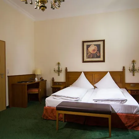 Grünwald Hotel 3*